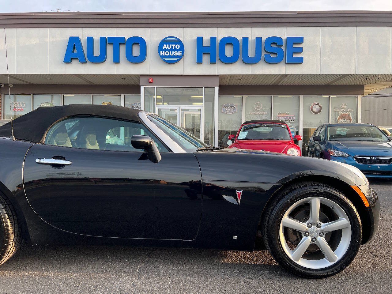 Used 2009 Pontiac Solstice Convertible w/ Preferred Package RWD image 35
