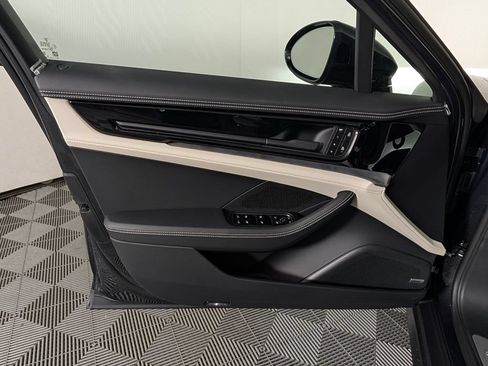 New 2026 Porsche Panamera 4 AWD/4WD image 25