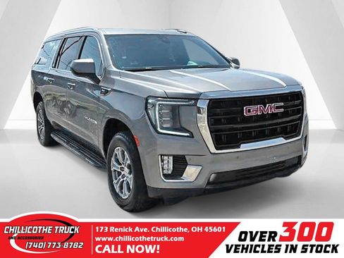 Used 2022 GMC Yukon XL SLE w/ Gmc Pro Safety Plus Package AWD/4WD image 1