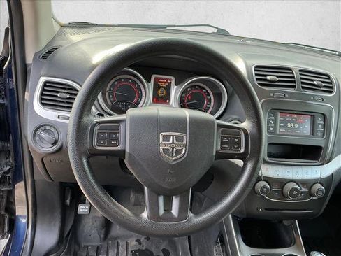 Used 2020 Dodge Journey SE image 11