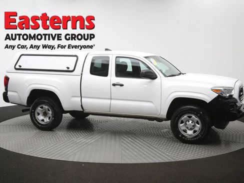 Used 2018 Toyota Tacoma SR RWD image 45