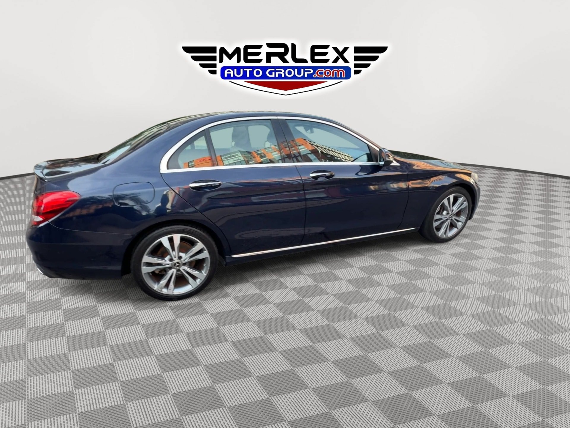 Used 2018 Mercedes-Benz C 300 Sedan w/ Premium Package image 8