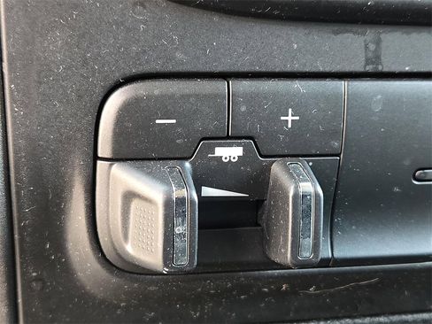 Used 2014 RAM 1500 Express image 23