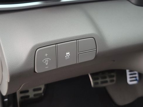 New 2026 Hyundai Elantra Sport FWD image 14