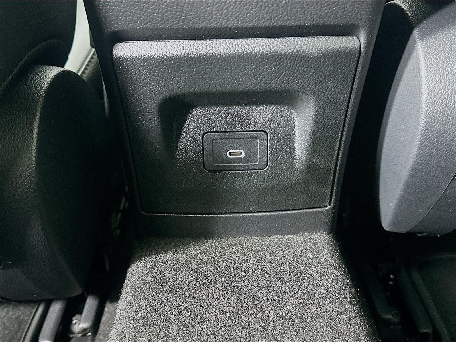 Used 2026 Mercedes-Benz CLA 250 4MATIC image 33