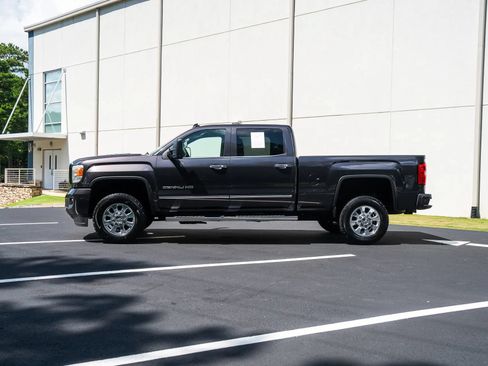 Used 2015 GMC Sierra 3500 Denali w/ Duramax Plus Package AWD/4WD image 4