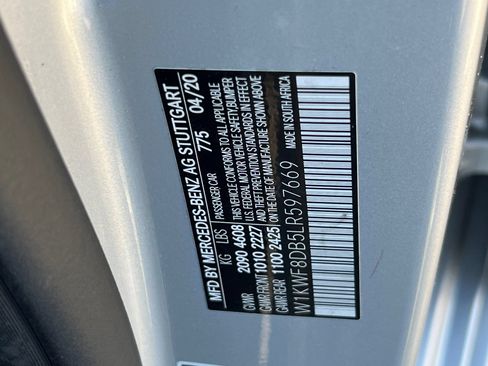 Used 2020 Mercedes-Benz C 300 Sedan image 24