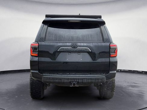 Used 2021 Toyota 4Runner TRD Off-Road Premium image 4