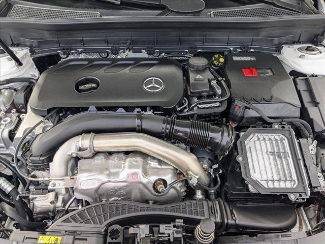 Used 2026 Mercedes-Benz GLB 250 image 16