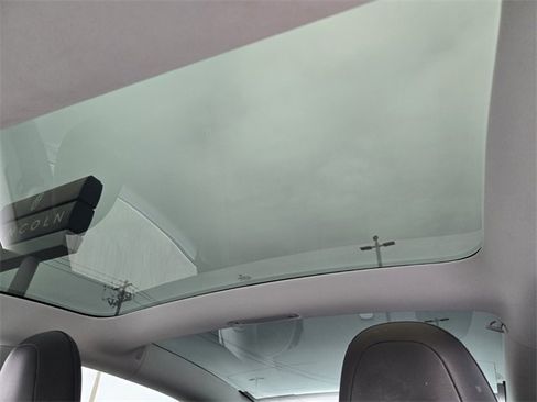 Used 2020 Tesla Model 3 image 10