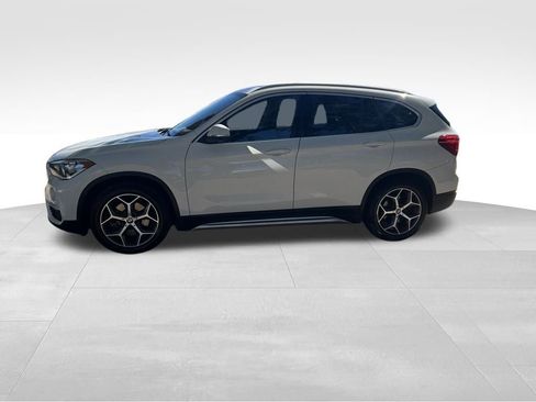 Used 2019 BMW X1 sDrive28i w/ Convenience Package image 2