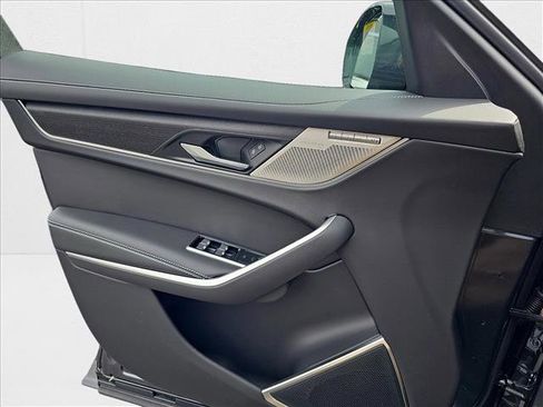 New 2026 Jaguar F-PACE R-Dynamic S image 24