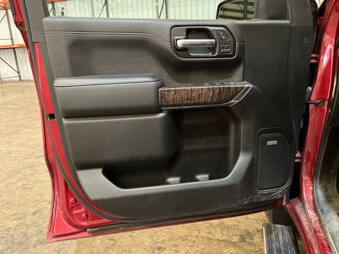 Used 2020 GMC Sierra 1500 Denali w/ Denali Ultimate Package AWD/4WD image 10