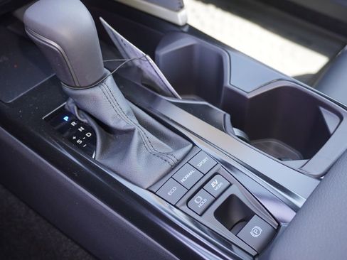 Certified 2026 Toyota Camry SE image 17