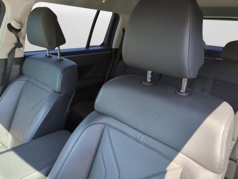 Certified 2025 Hyundai Santa Fe XRT AWD/4WD image 10