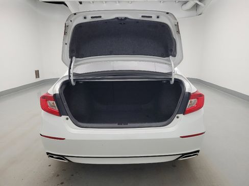 Used 2018 Honda Accord Sport image 29