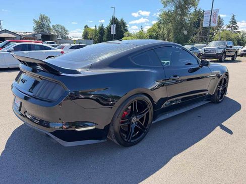 Used 2017 Ford Mustang GT Premium RWD image 8