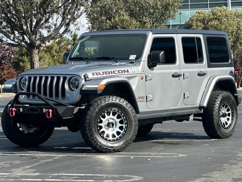 Used 2018 Jeep Wrangler Unlimited Rubicon AWD/4WD image 8