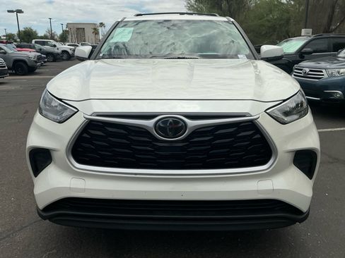 Used 2020 Toyota Highlander L AWD/4WD image 20