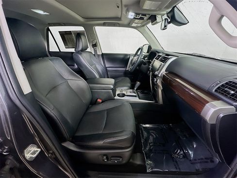 Used 2022 Toyota 4Runner Limited image 12