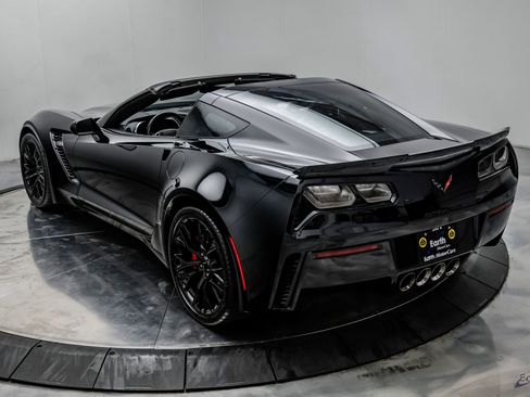 Used 2016 Chevrolet Corvette Z06 w/ 2LZ Preferred Equipment Group RWD image 15