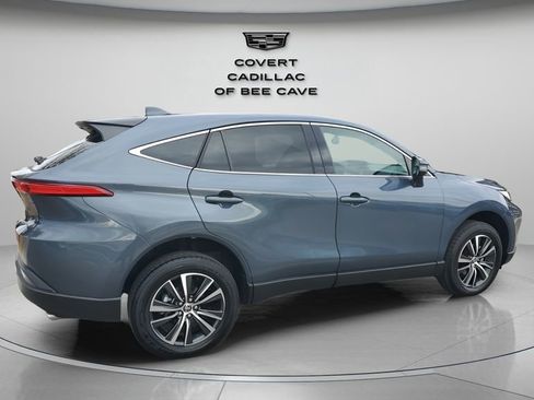 Used 2024 Toyota Venza LE image 10