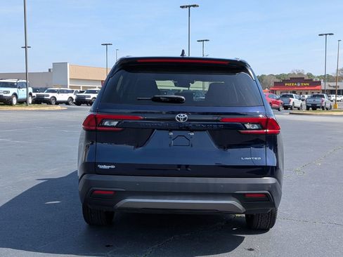 Used 2024 Toyota Grand Highlander Limited image 3