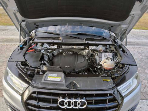 Used 2018 Audi Q5 2.0T Premium w/ Convenience Package AWD/4WD image 41
