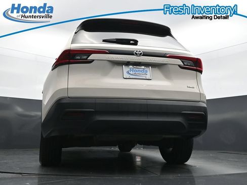 Used 2024 Toyota Grand Highlander FWD image 41