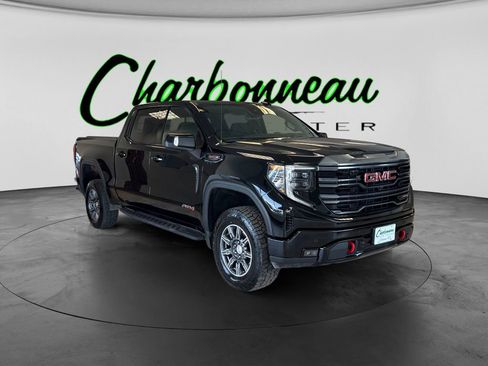 Used 2024 GMC Sierra 1500 AT4 w/ Technology Package AWD/4WD image 7