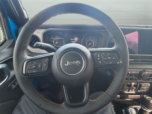 Used 2024 Jeep Wrangler Sport S image 10