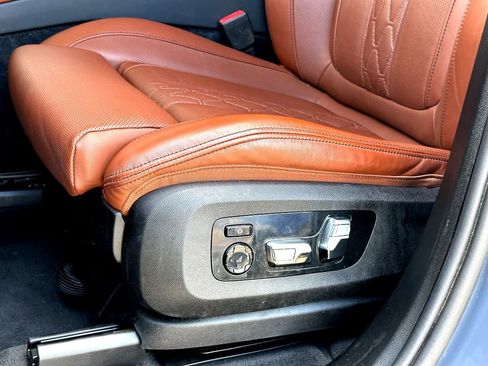 Certified 2024 BMW X7 xDrive40i w/ Climate Comfort Package AWD/4WD image 12