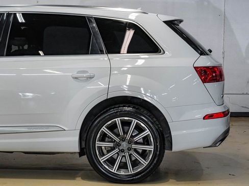 Used 2017 Audi Q7 3.0T Premium Plus image 18