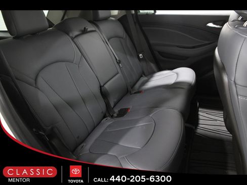 Used 2019 Buick Envision Premium w/ Driver Confidence Package image 17