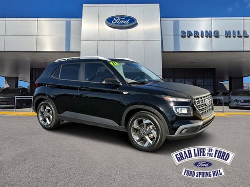 Used 2021 Hyundai Venue SEL image 1