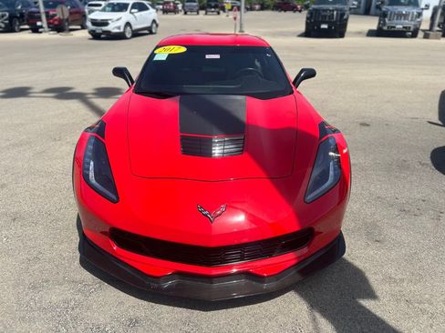 Used 2017 Chevrolet Corvette Grand Sport w/ Grand Sport Heritage Package RWD image 2
