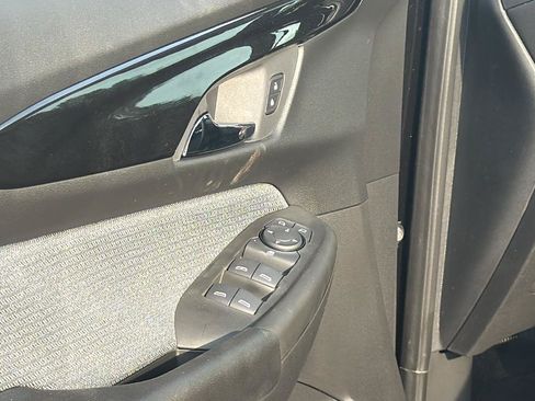 New 2026 Chevrolet TrailBlazer LT w/ Midnight Edition FWD image 15