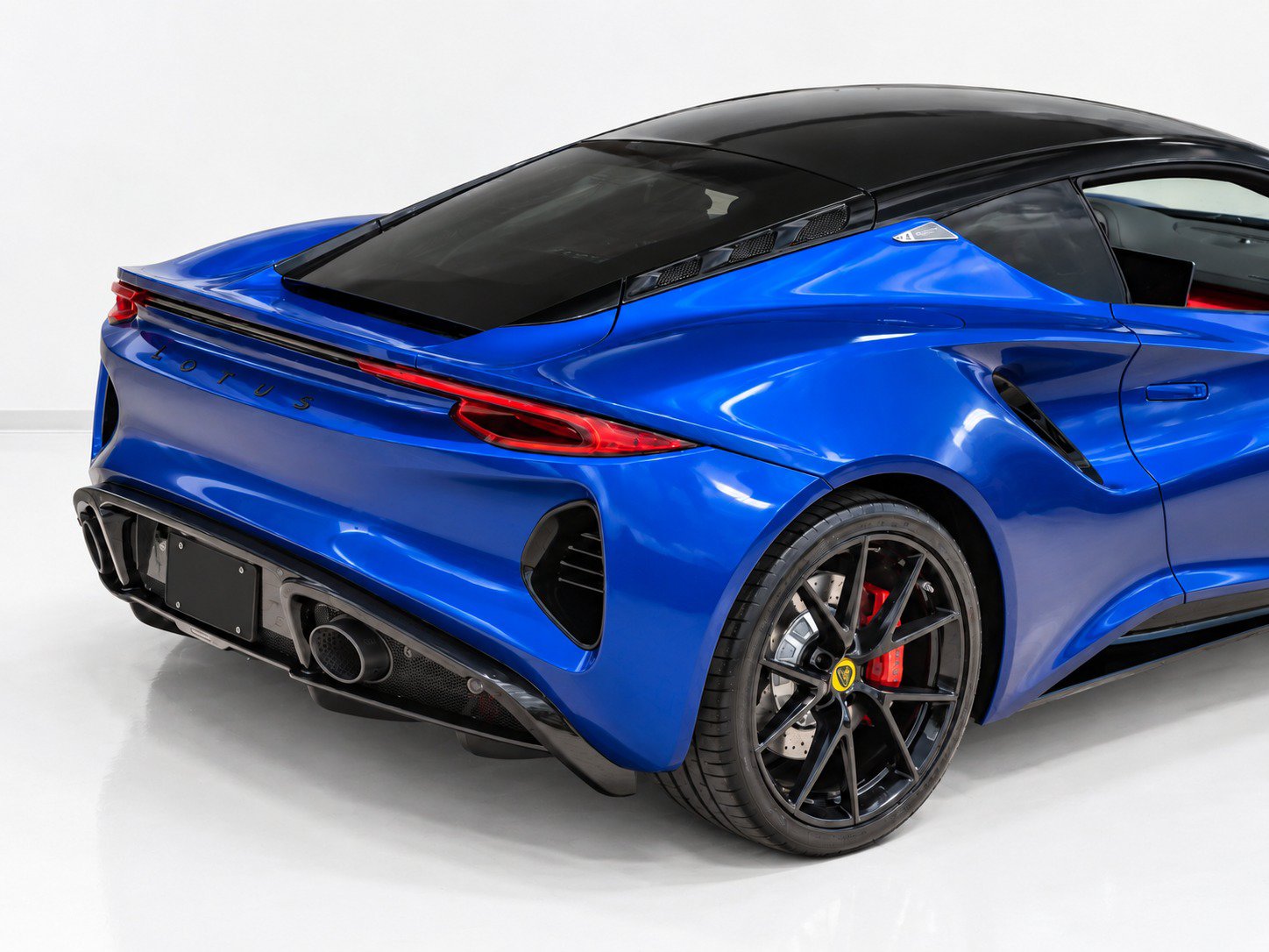 Used 2024 Lotus Emira First Edition RWD image 13