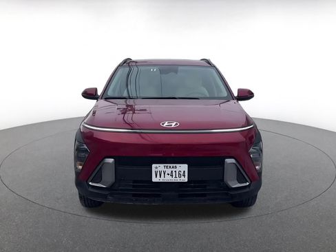 Used 2025 Hyundai Kona SEL image 4