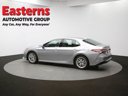 Used 2019 Toyota Camry XLE image 57