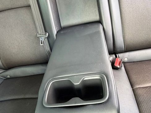 Used 2018 Honda Accord Sport image 10