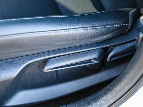 Used 2023 Honda Civic Sport image 11