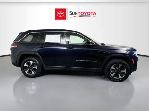 Used 2024 Jeep Grand Cherokee Limited 4xe AWD/4WD image 2