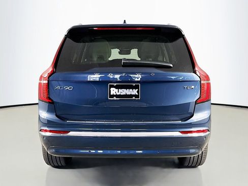 New 2026 Volvo XC90 T8 Ultra w/ Protection Package Premier image 6