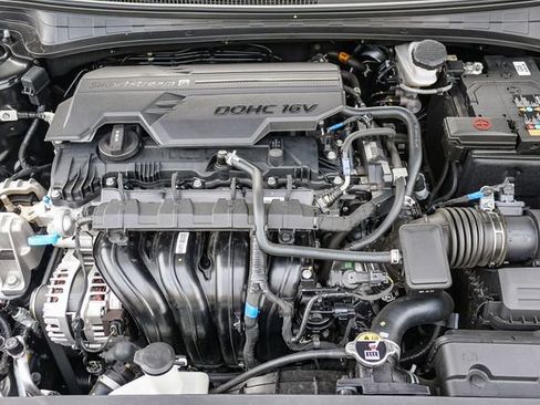 Certified 2025 Hyundai Elantra Sport FWD image 28
