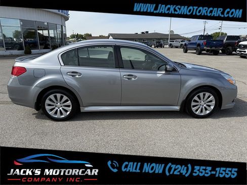 Used 2011 Subaru Legacy 3.6R Limited w/ Appearance Package 1E AWD/4WD image 10