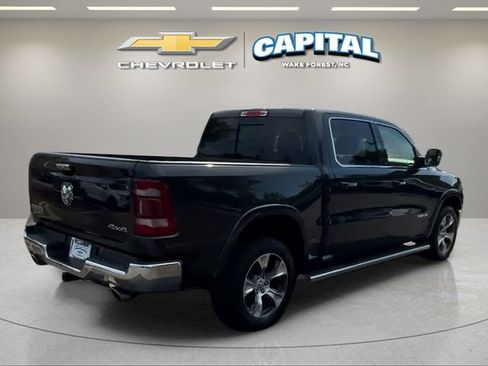 Used 2019 RAM 1500 Laramie AWD/4WD image 5