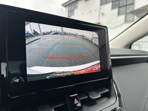 Certified 2024 Toyota Corolla LE image 22