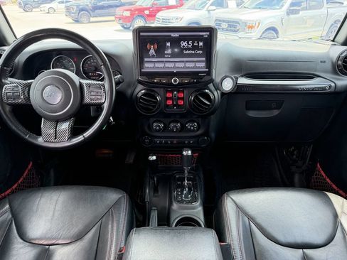 Used 2018 Jeep Wrangler Unlimited Rubicon AWD/4WD image 22