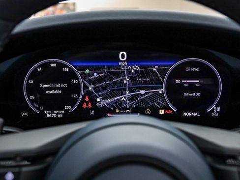 Used 2025 Porsche 911 Carrera image 26